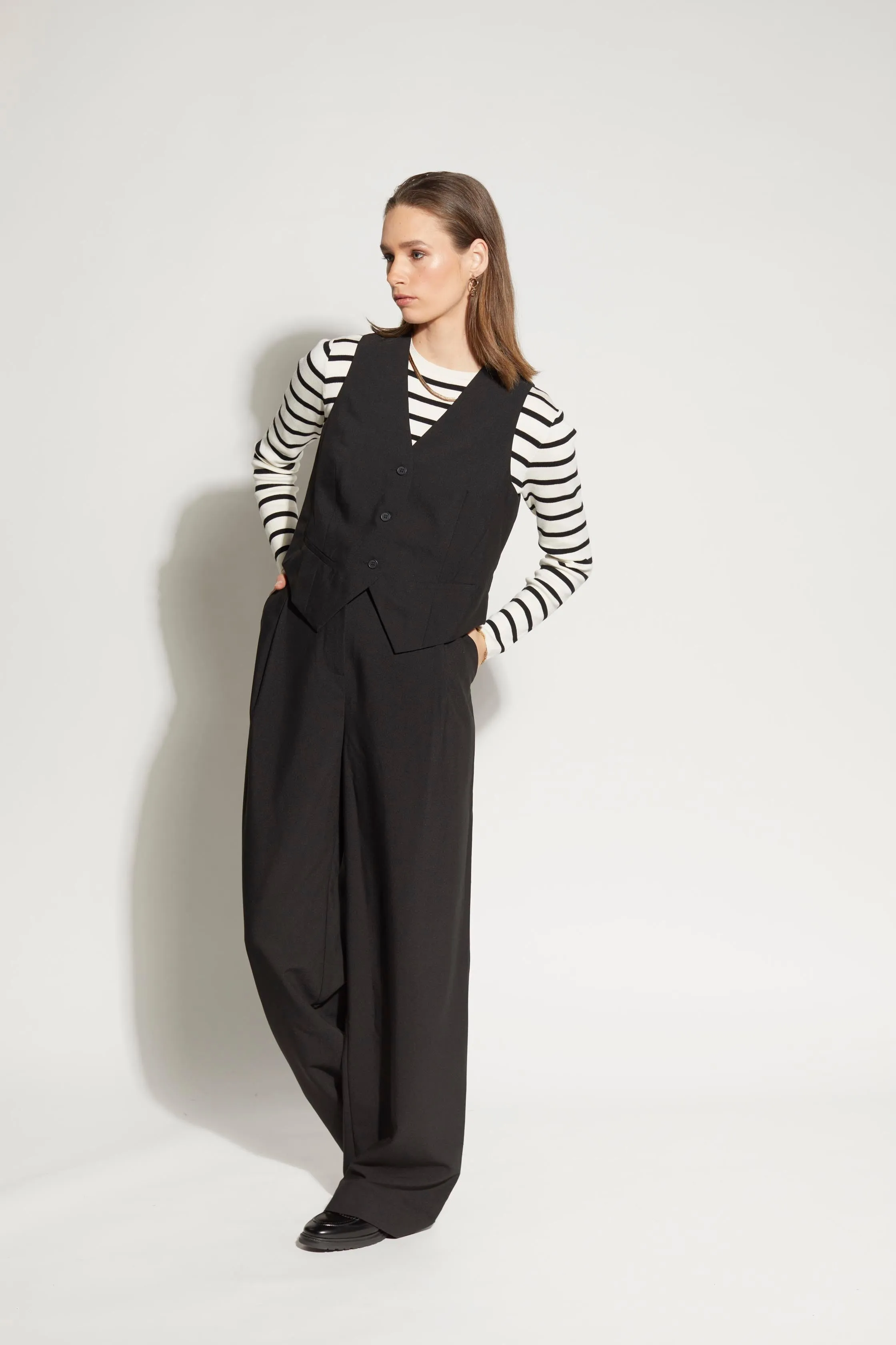 5055L - Cardinal Waistcoat - Black