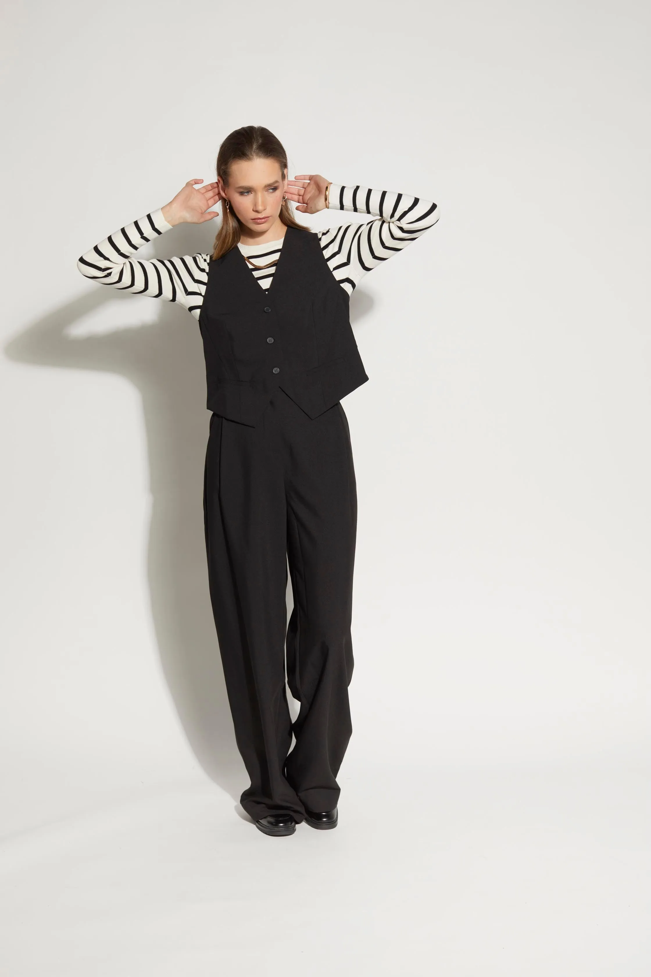 5055L - Cardinal Waistcoat - Black