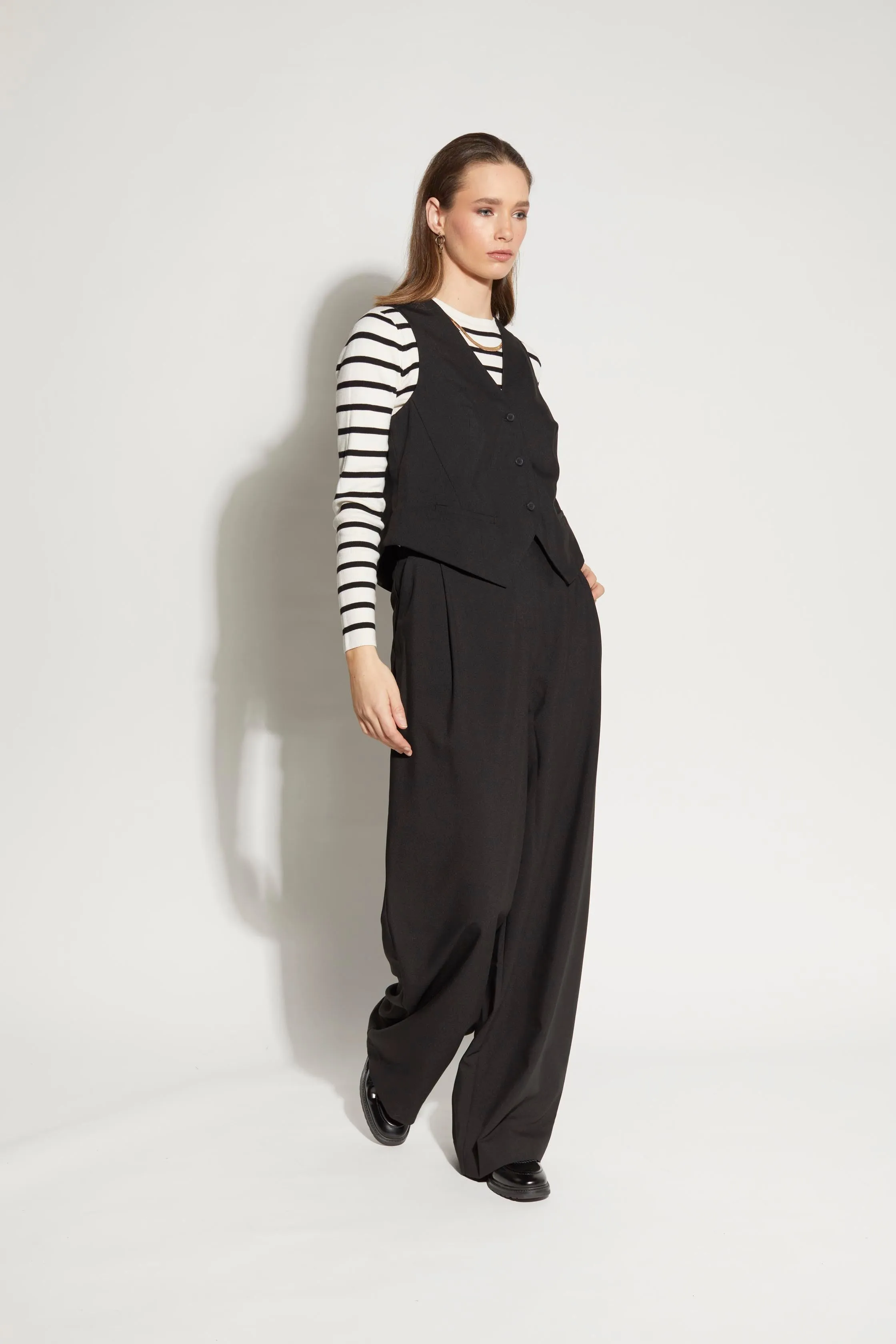 5055L - Cardinal Waistcoat - Black