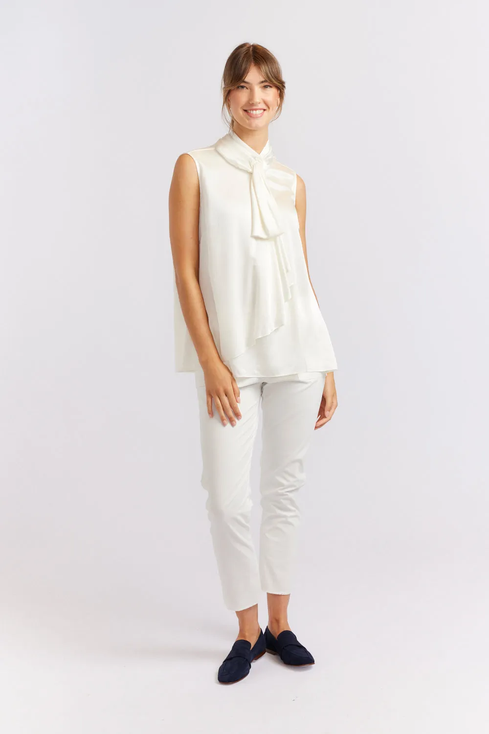Alessandra | Pussy Bow Sleeveless Top
