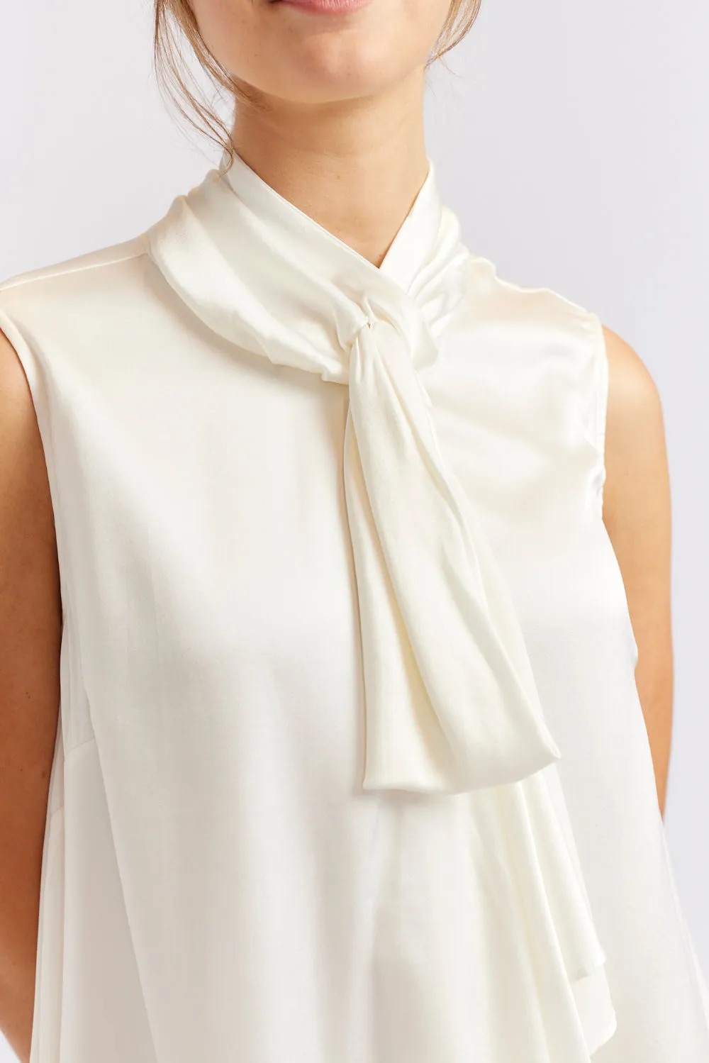 Alessandra | Pussy Bow Sleeveless Top