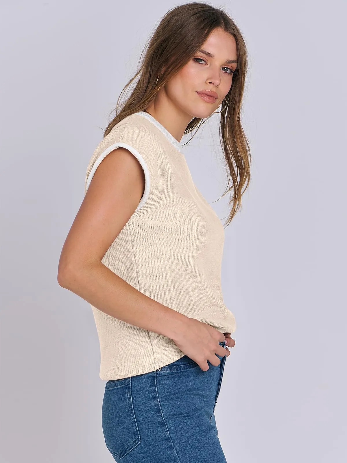 ANRABESS Womens Summer Cap Sleeve Sweater Crewneck sleeveless Knit Tops Casual Fit Vest 2024 Trendy Tank Top Shirts Apricot