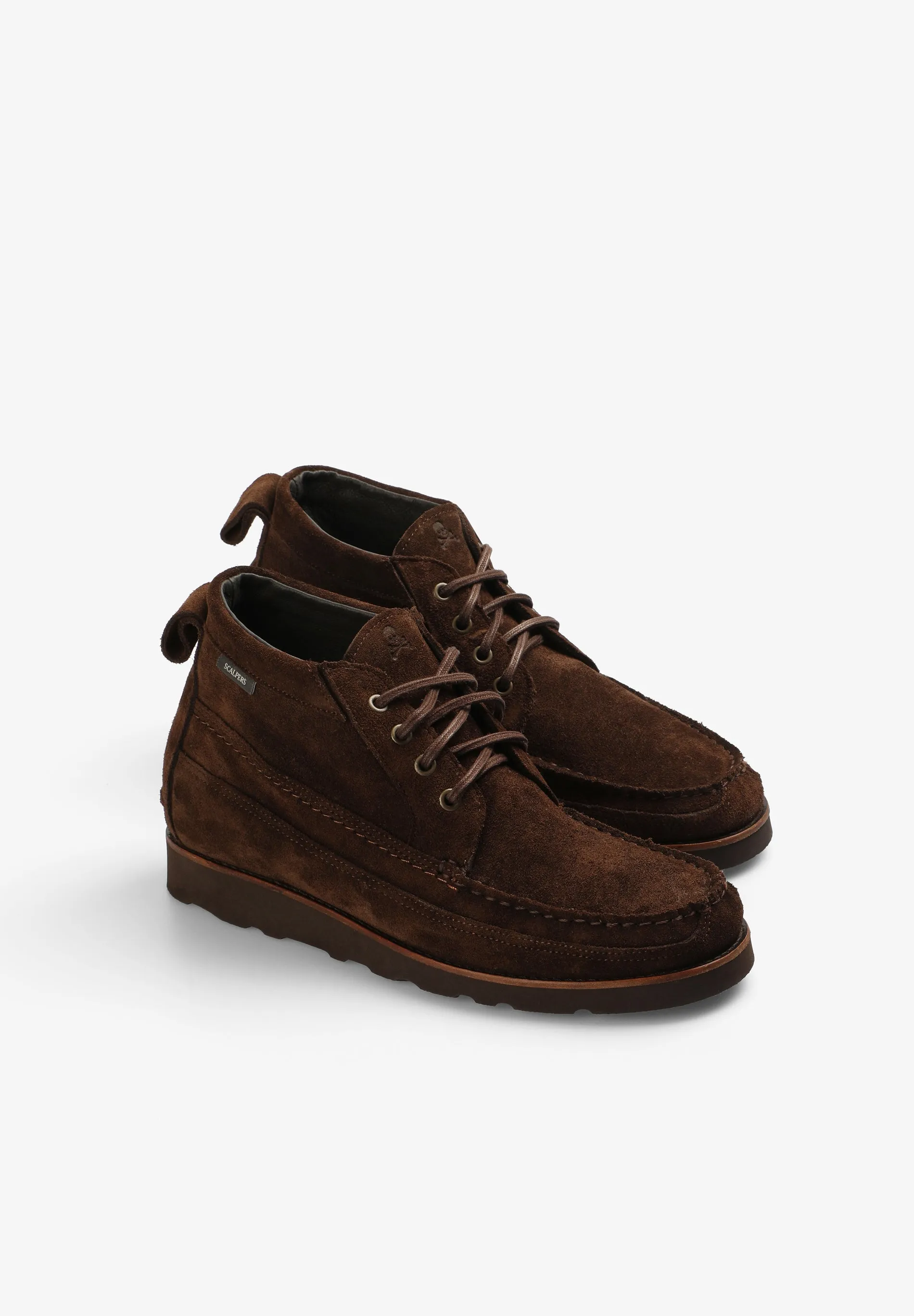 BOTAS DE CAMURÇA COM ATACADORES