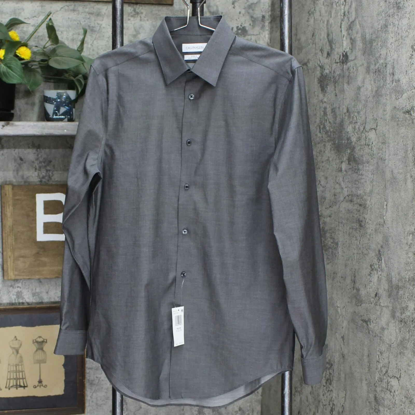 Calvin Klein Steel Slim-Fit Stain Shield Solid Dress Shirt Gray M 15 32/33