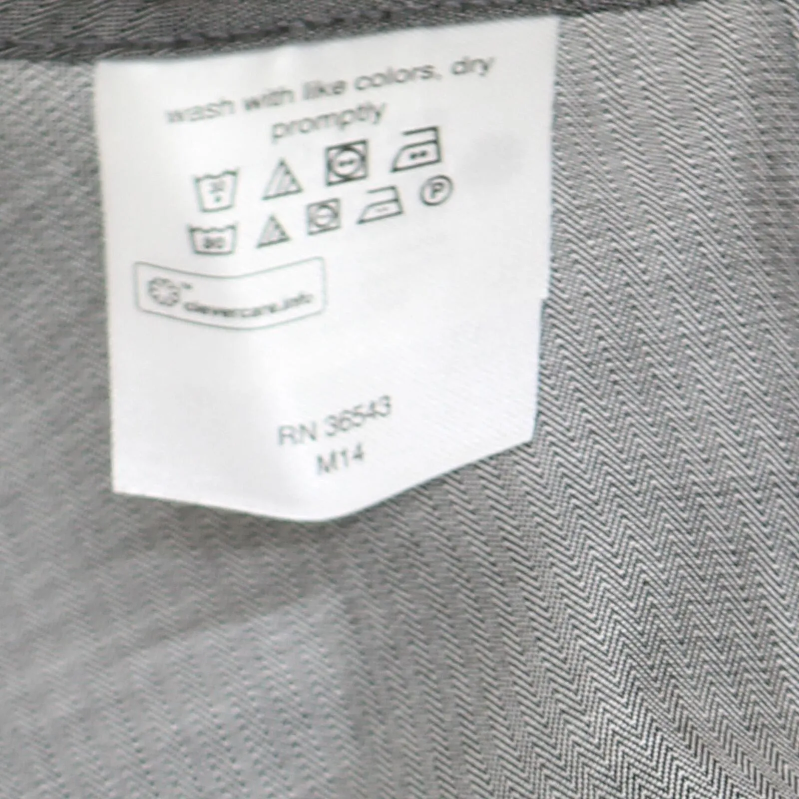 Calvin Klein Steel Slim-Fit Stain Shield Solid Dress Shirt Gray M 15 32/33