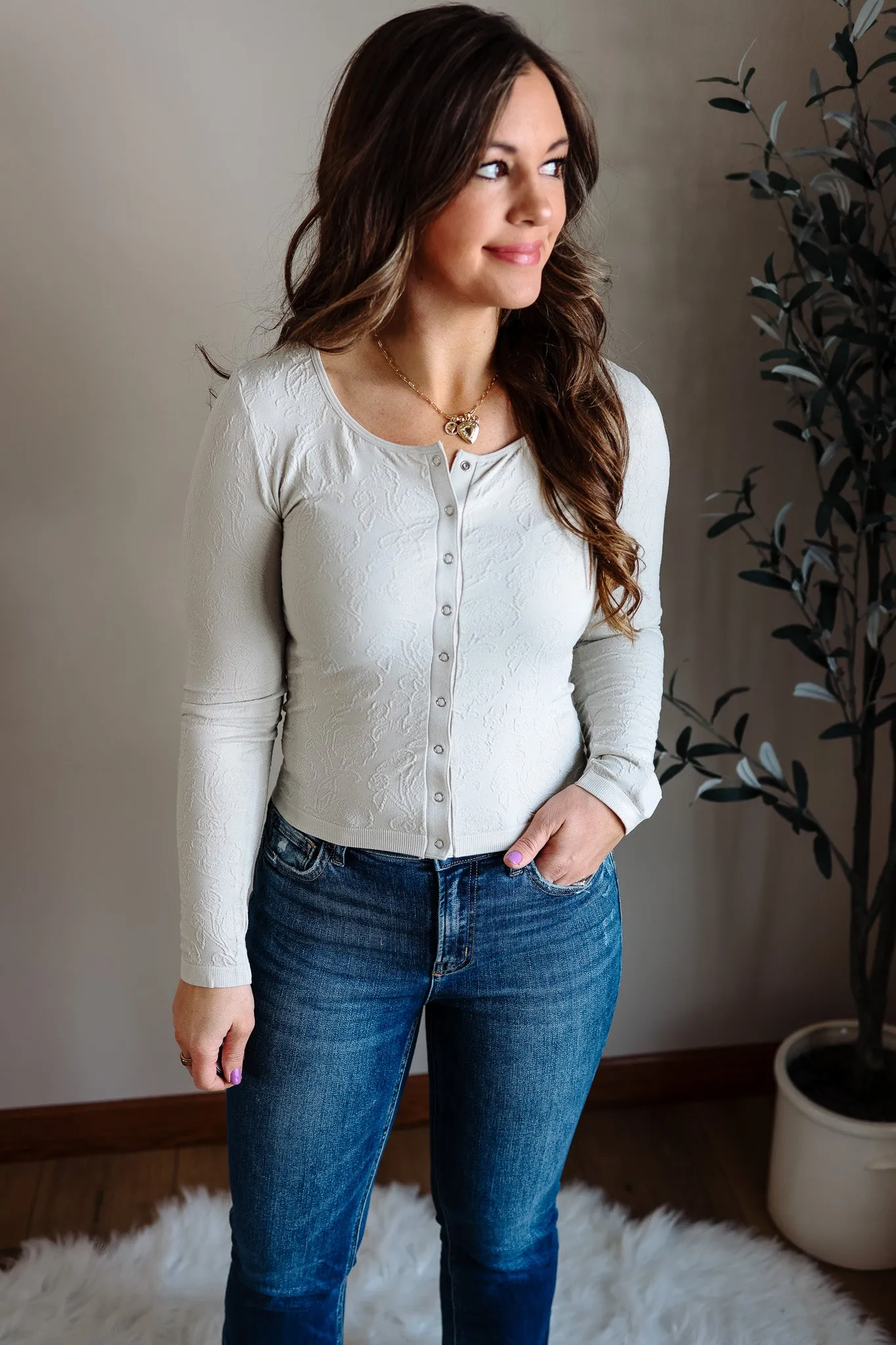 Cassia Floral Textured Snap Button Cardigan - Off White