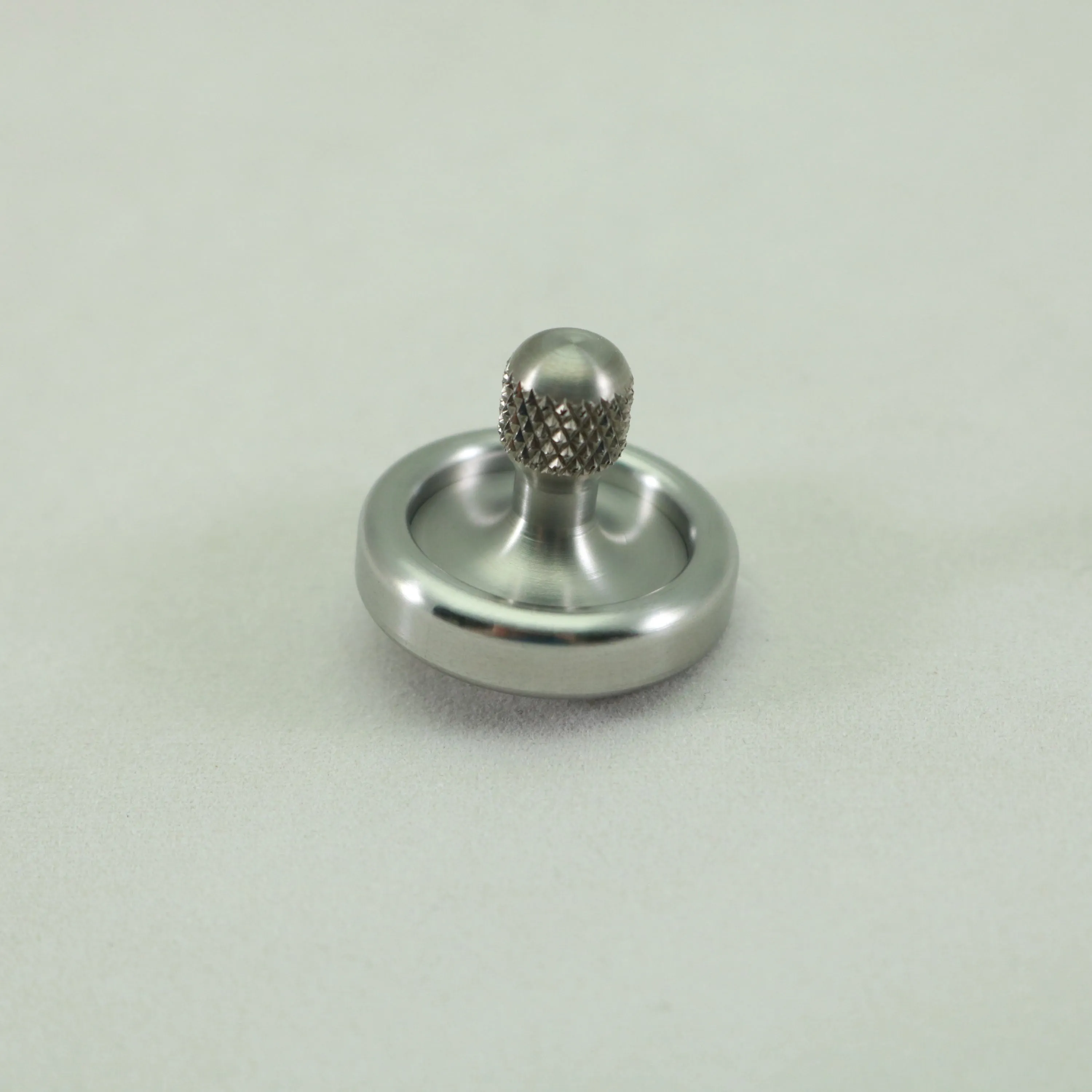 Dynamini - Tungsten and Titanium