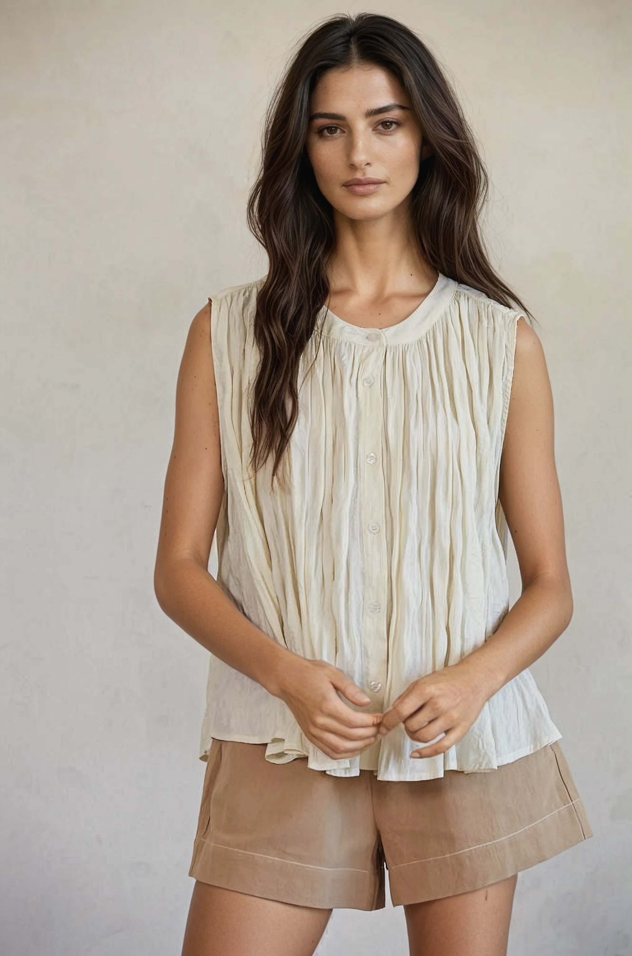 FLAIR SLEEVELESS TOP IN CREAM
