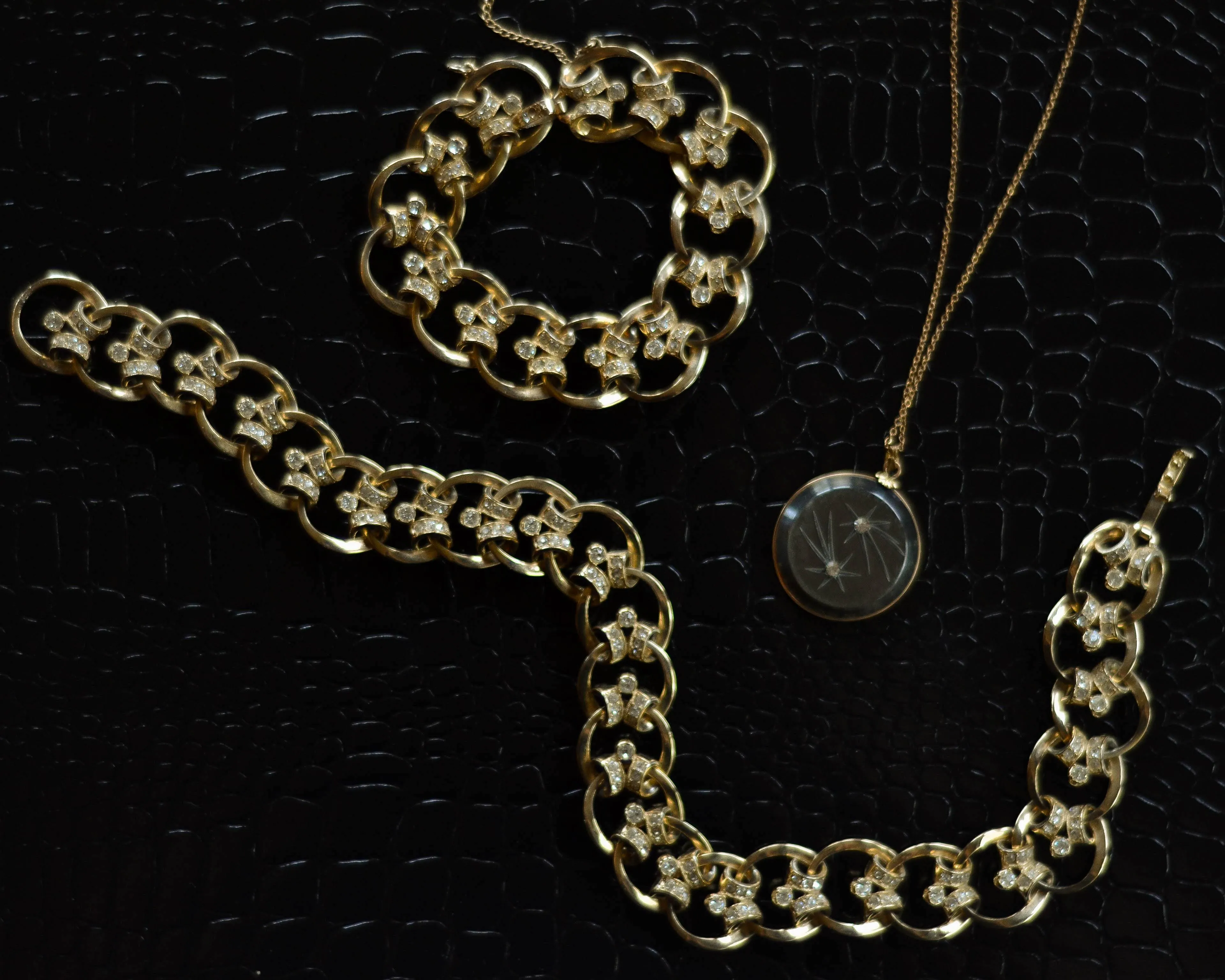 Gold Scroll Link Bracelet with Diamante Rhinestones