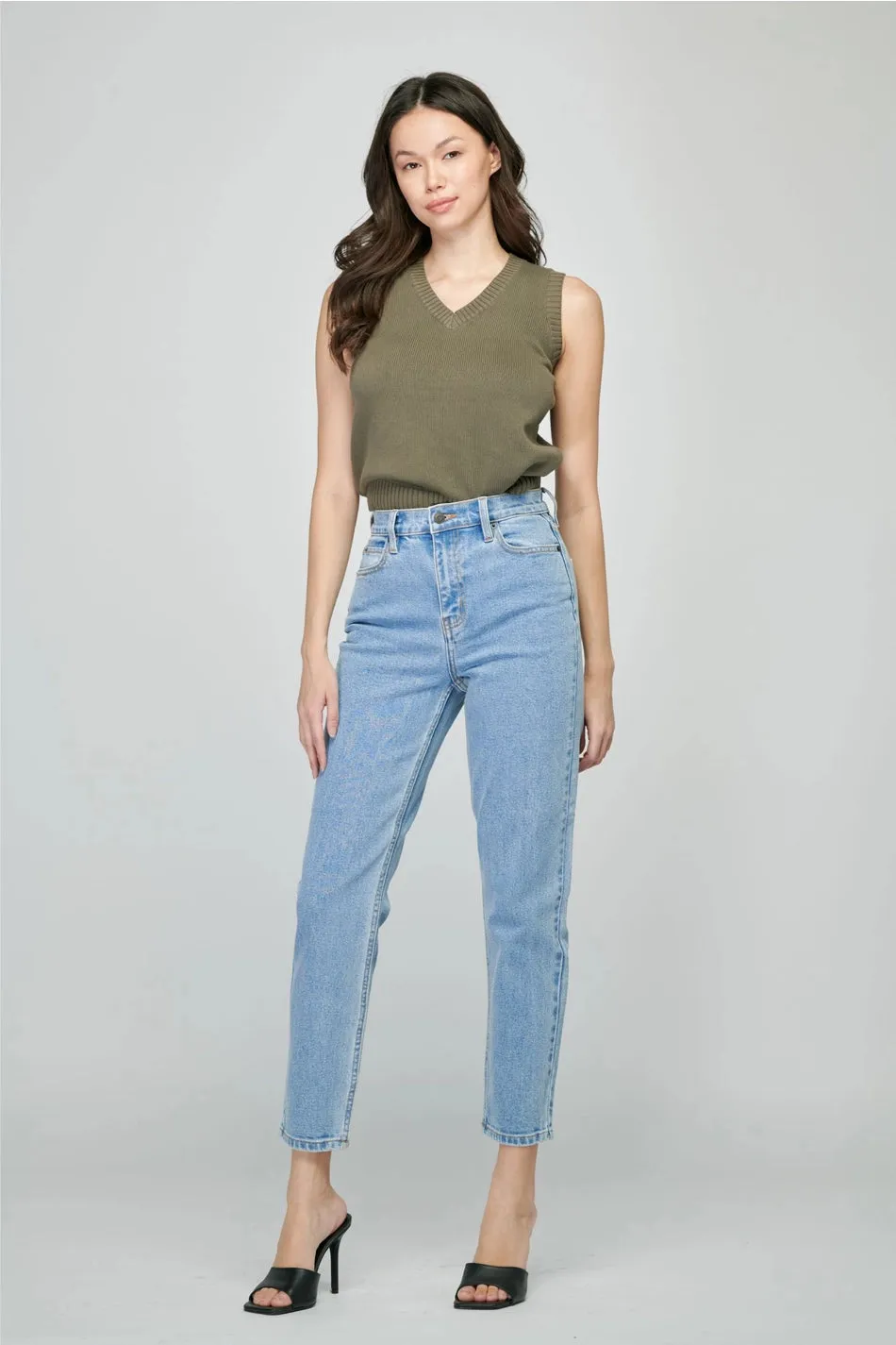 High Rise Mom Crop Jean