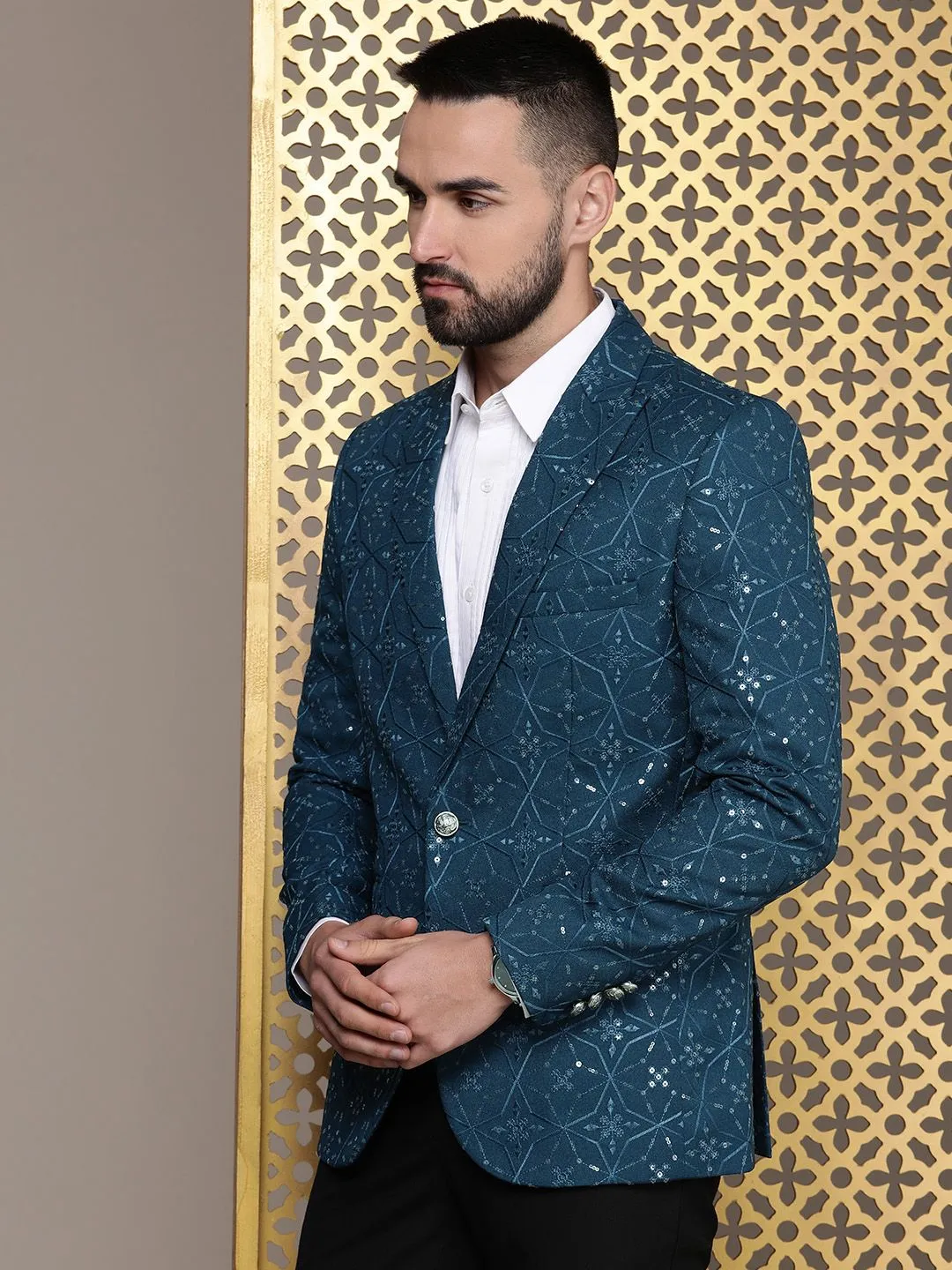 House of Pataudi Sequinned Tailored Fit Single-Breasted Blazers