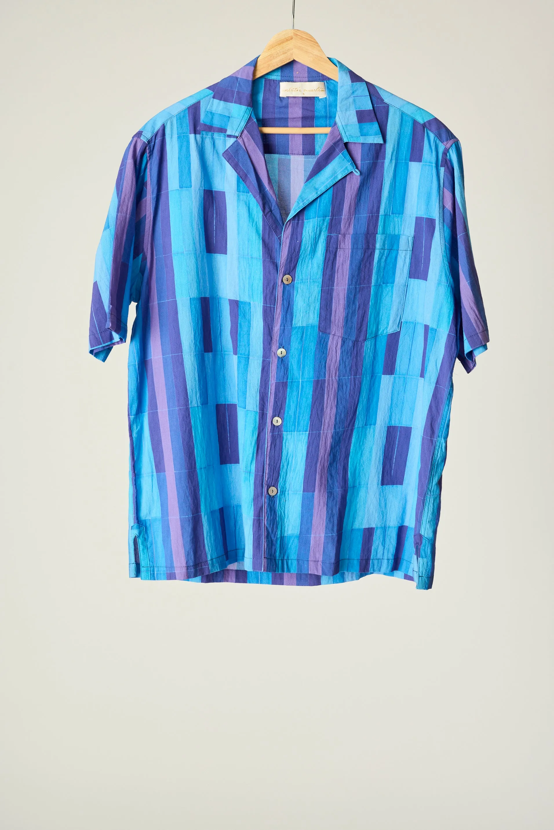 KEVIN SHIRT (UNISEX)
