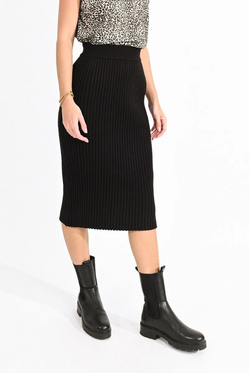KNITTED PENCIL SKIRT