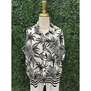 Kyra Tropical Button-up Shirt