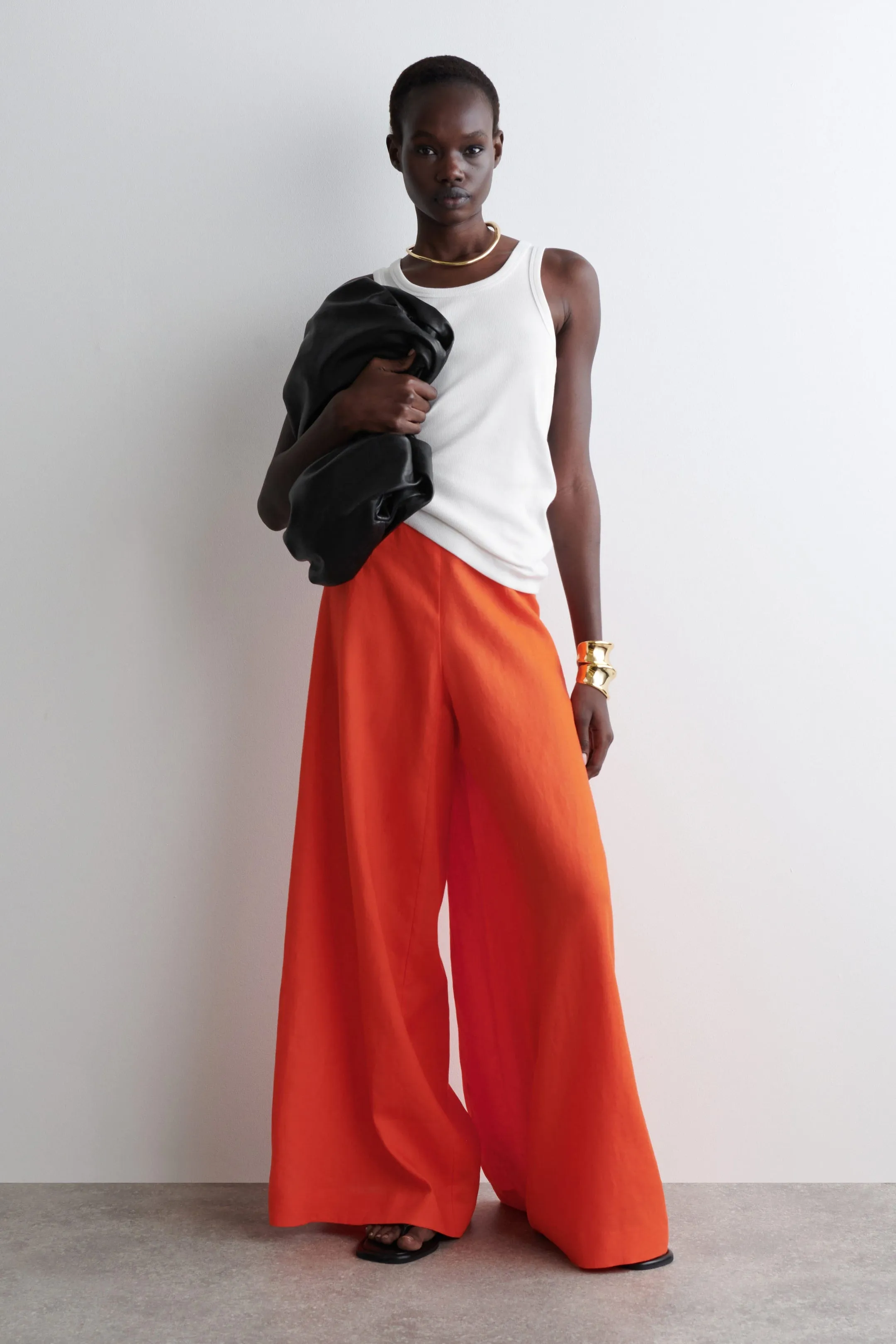 Linen Wide-Leg Trousers