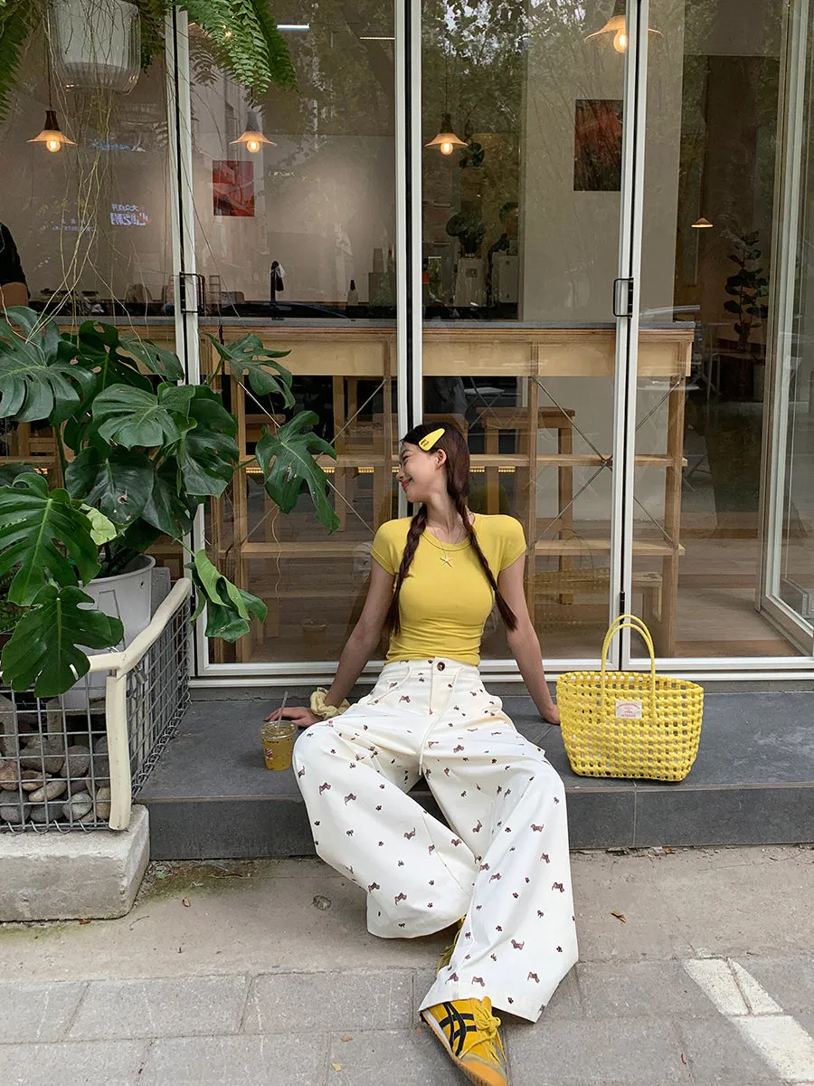 loose wide-leg pants