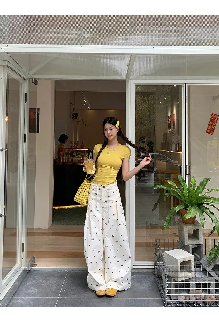 loose wide-leg pants