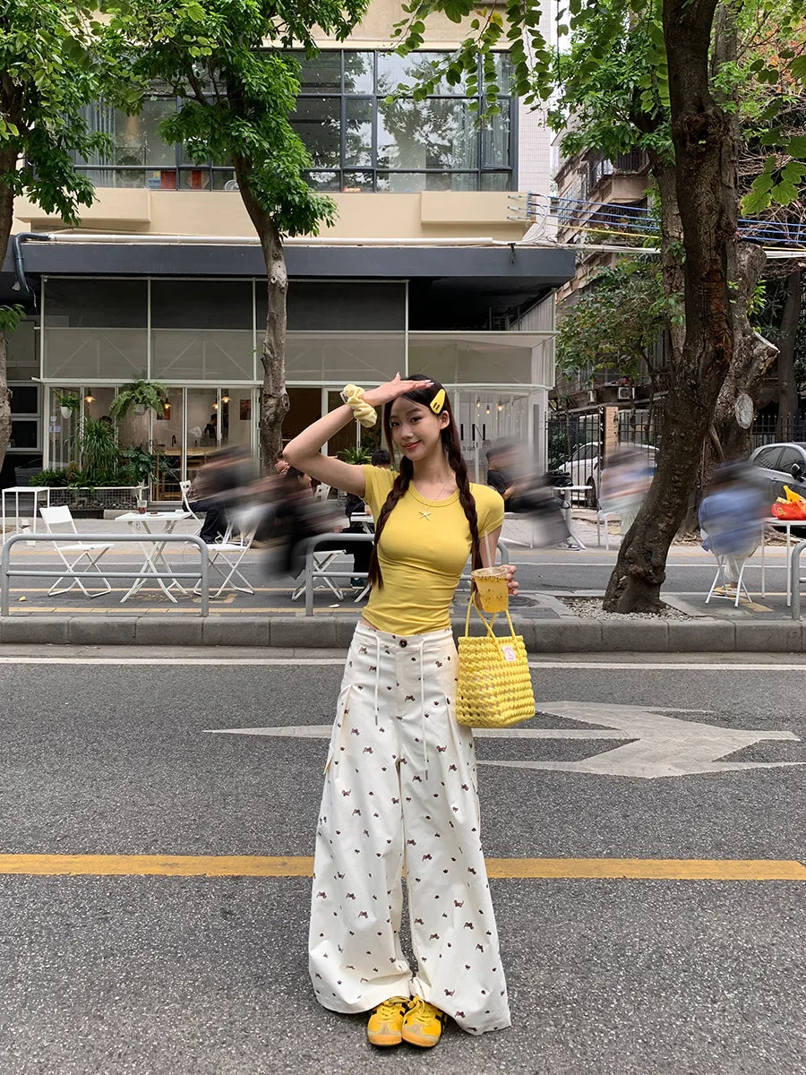 loose wide-leg pants