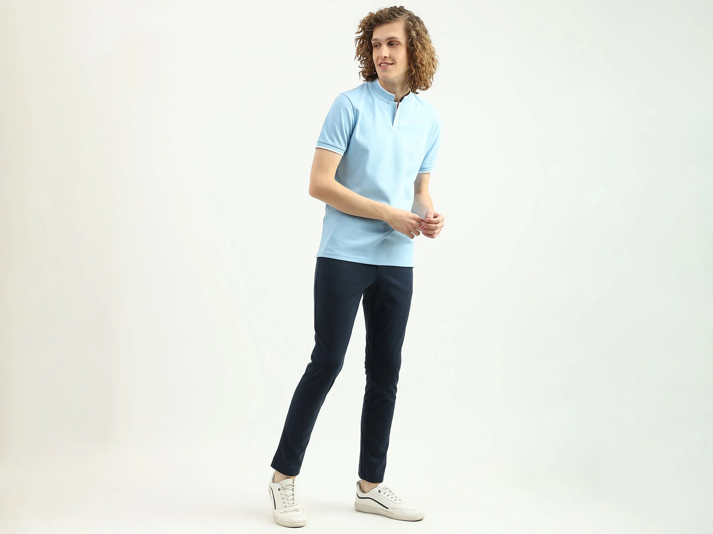 Men Textured Slim Fit Trousers