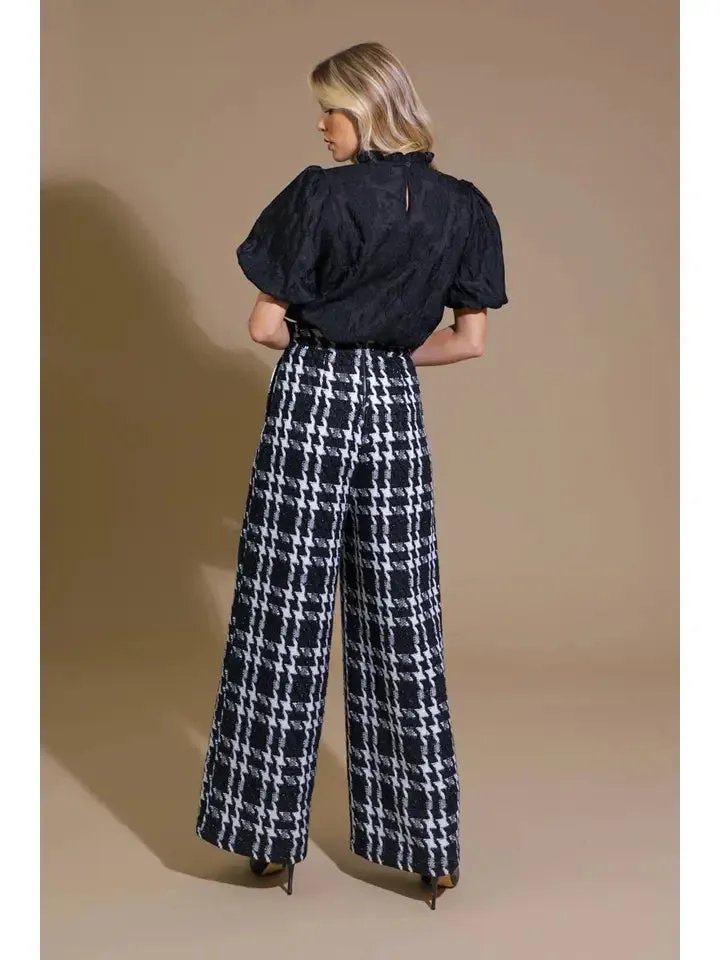 Monochrome Wide-Leg Pant