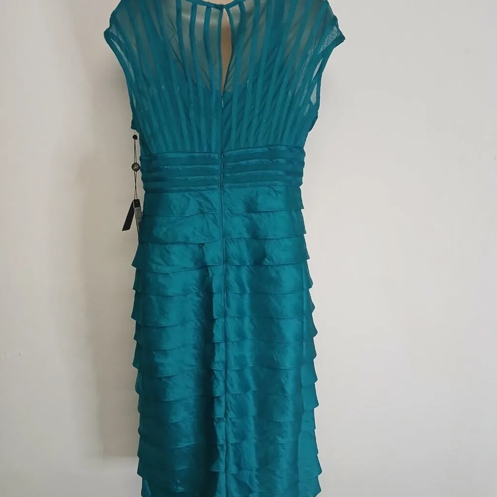 NWT Adrianna Papell Turquoise Crisscross Shutter Pleat Cocktail dress Size 8