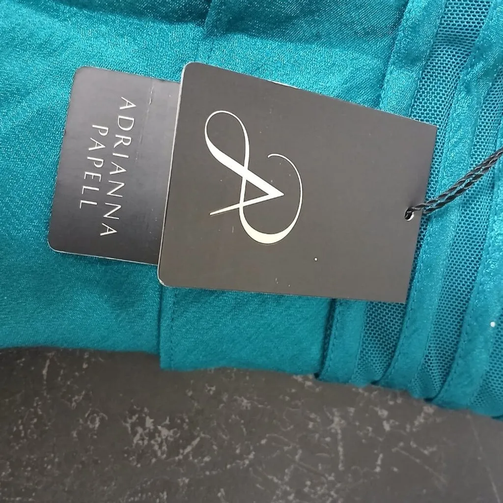 NWT Adrianna Papell Turquoise Crisscross Shutter Pleat Cocktail dress Size 8