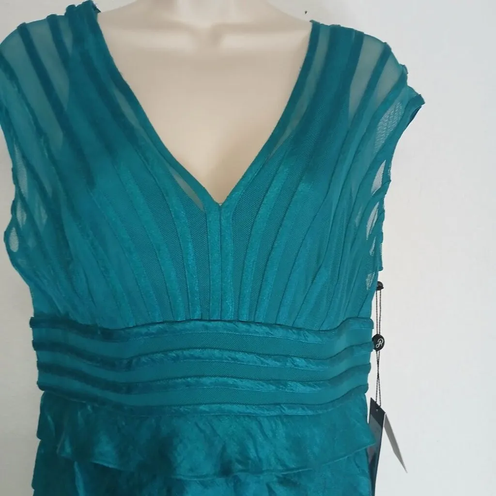 NWT Adrianna Papell Turquoise Crisscross Shutter Pleat Cocktail dress Size 8
