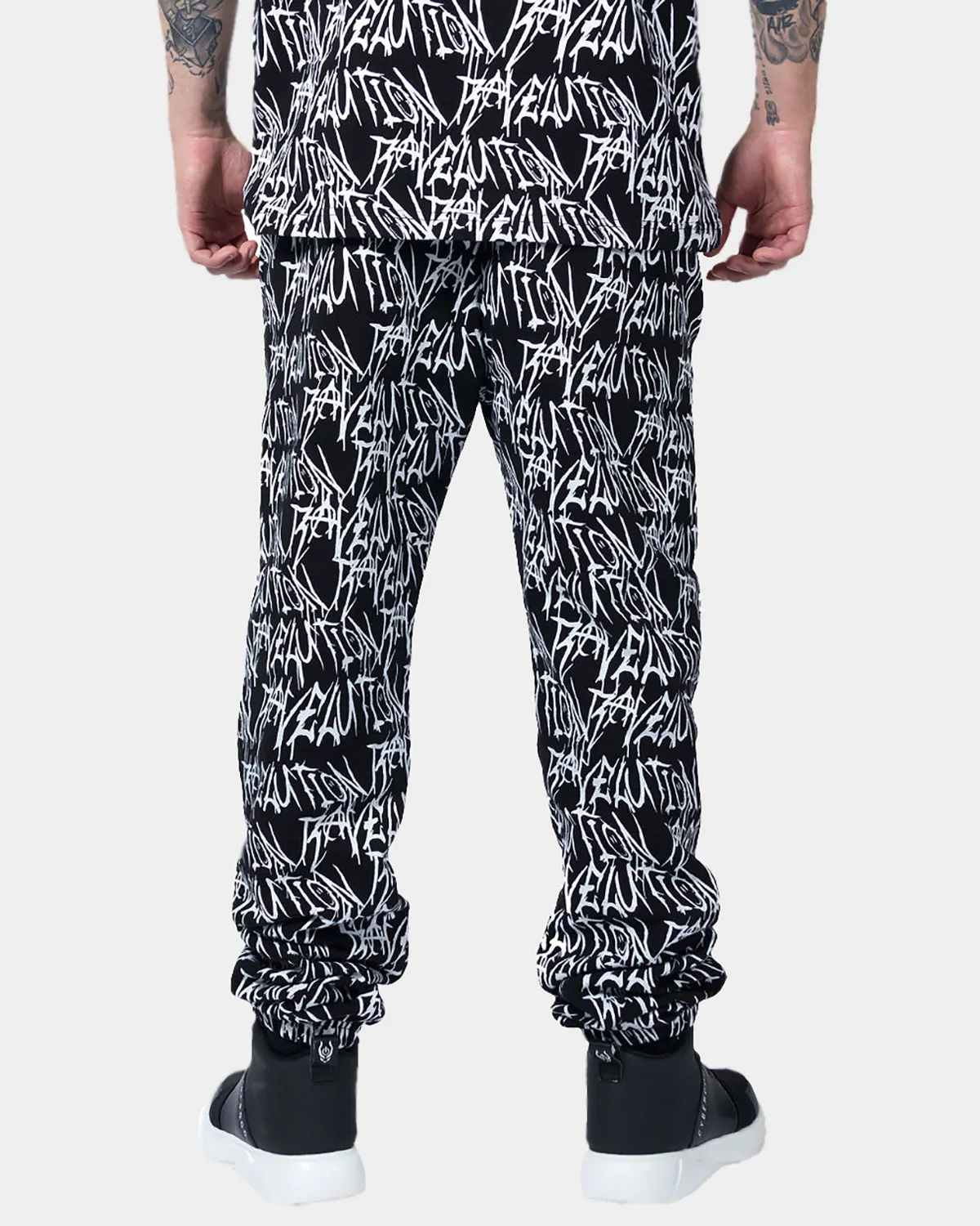 RAVELUTION OVERSIZE JOGGER BLACK