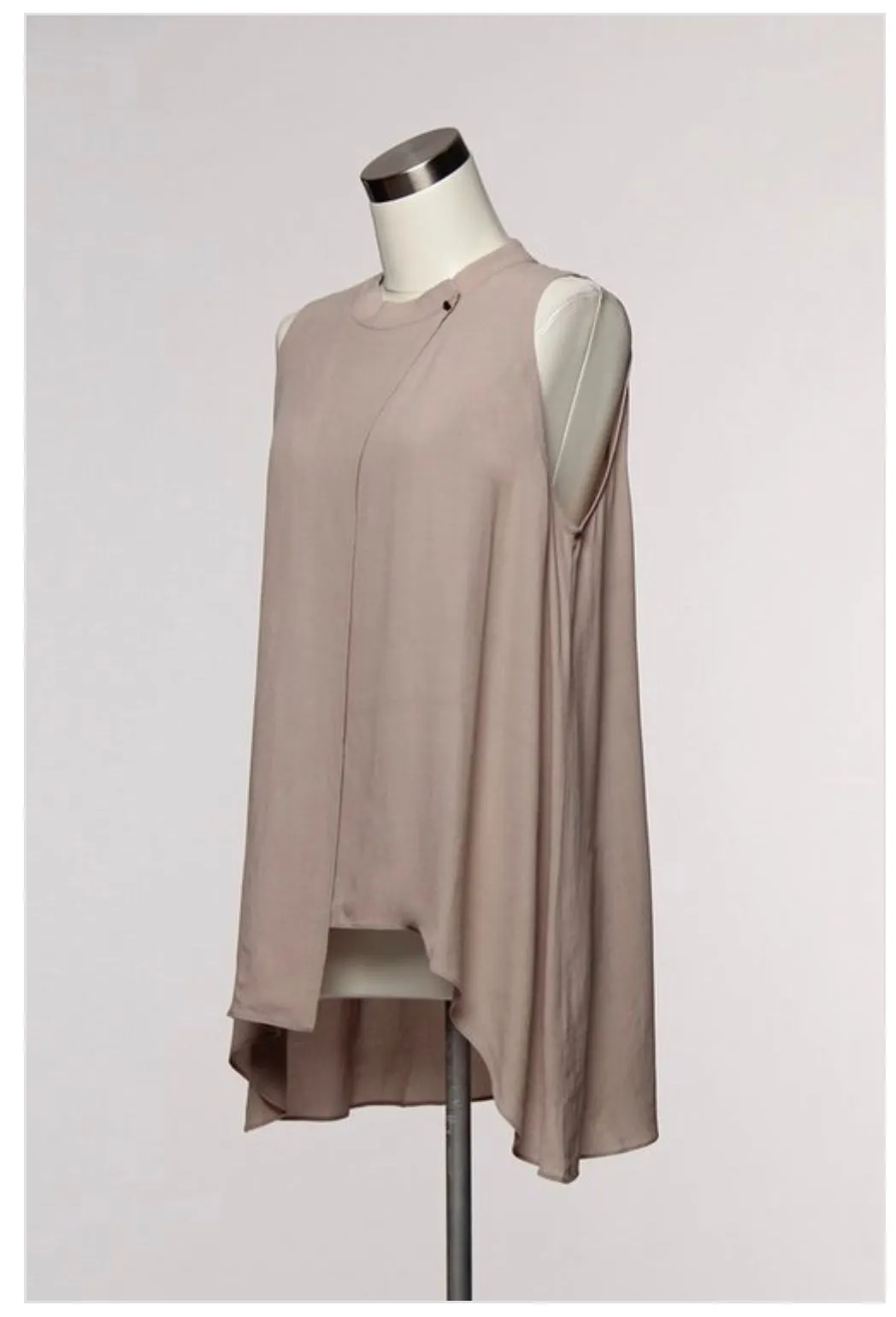 SANAA TOP