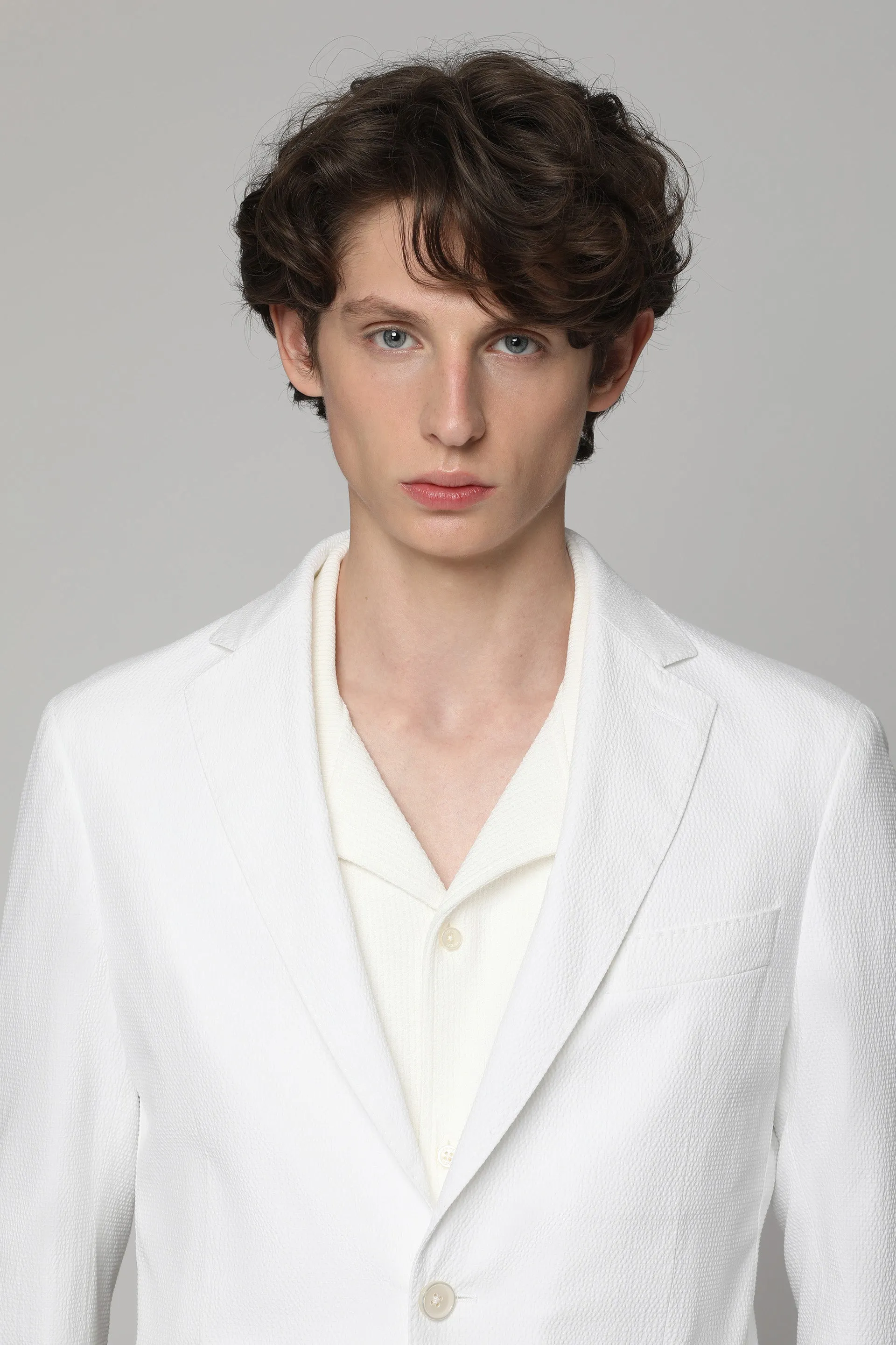Single-breasted two-button jacket