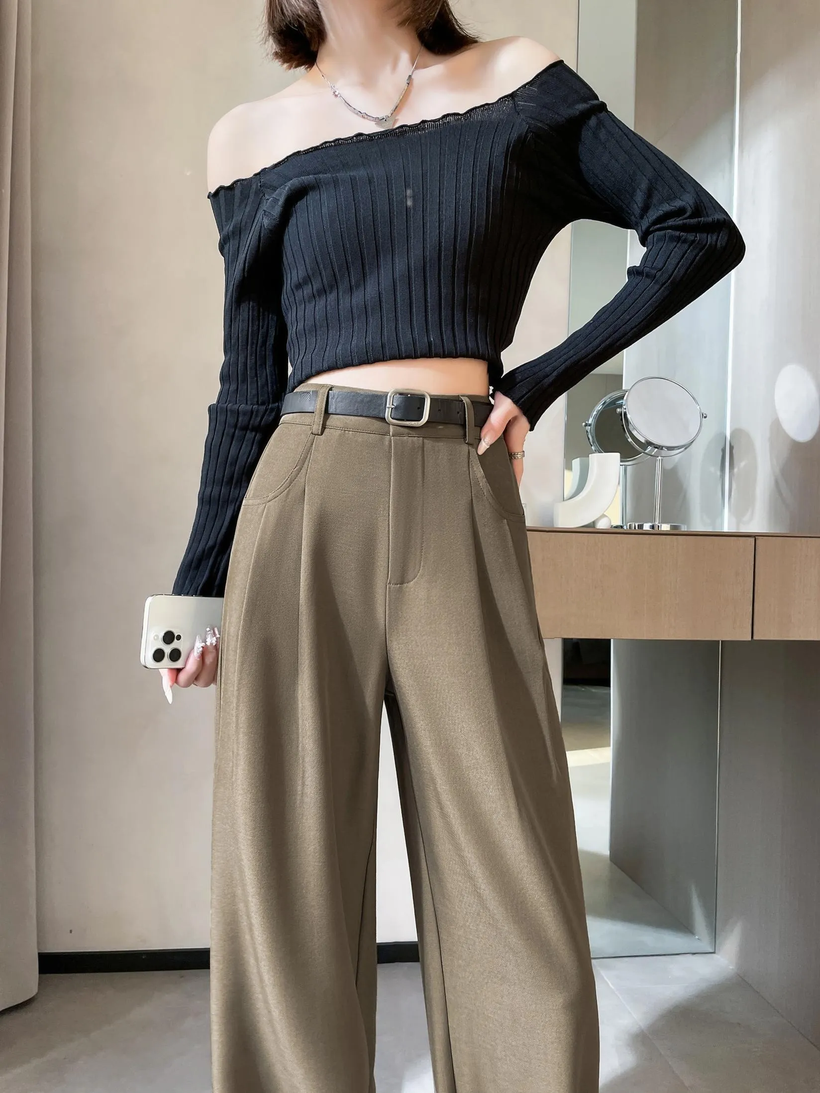 Slim Fit and Fashionable Pleated Pants for Women