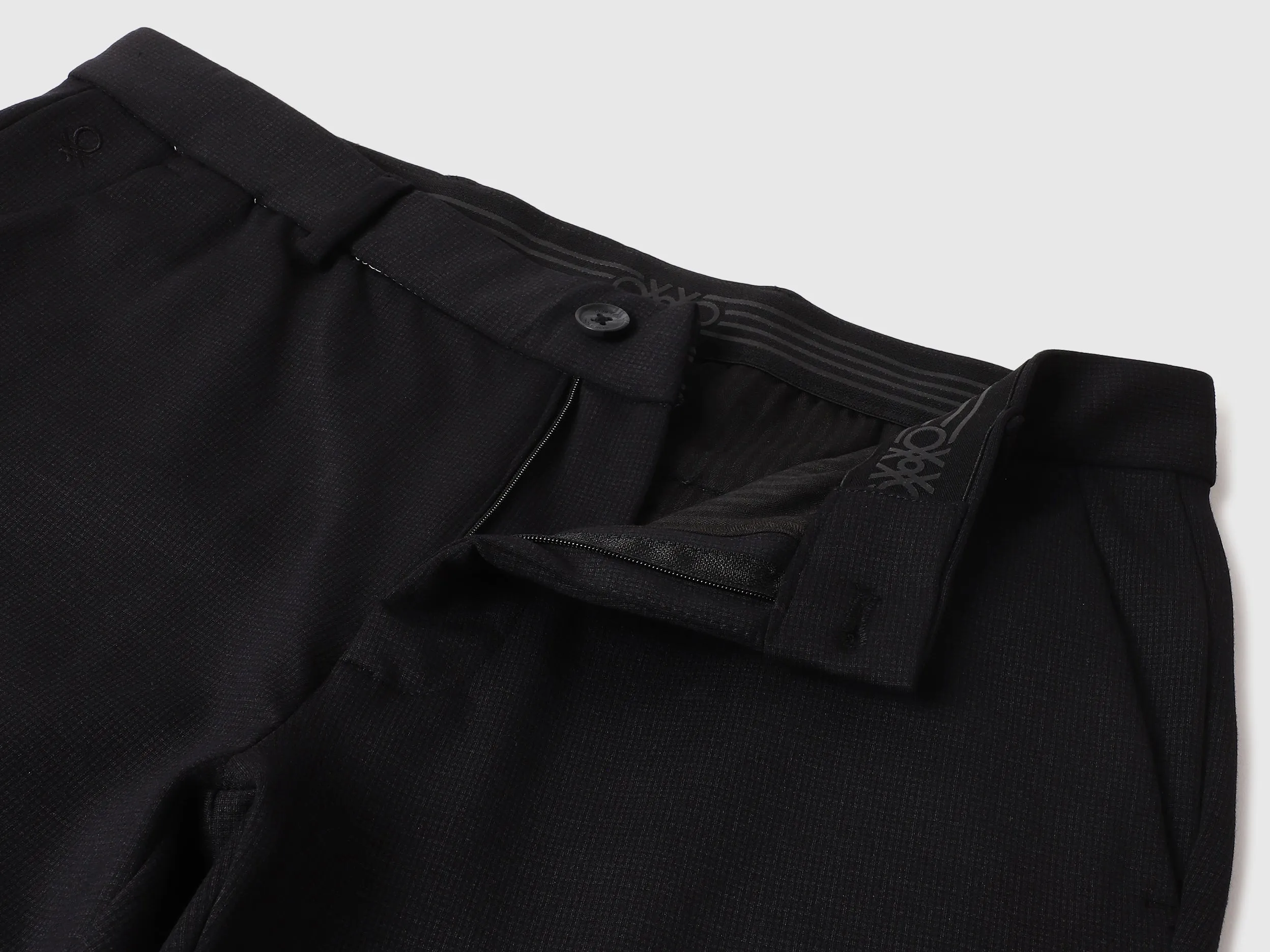 Solid Slim Fit Trouser