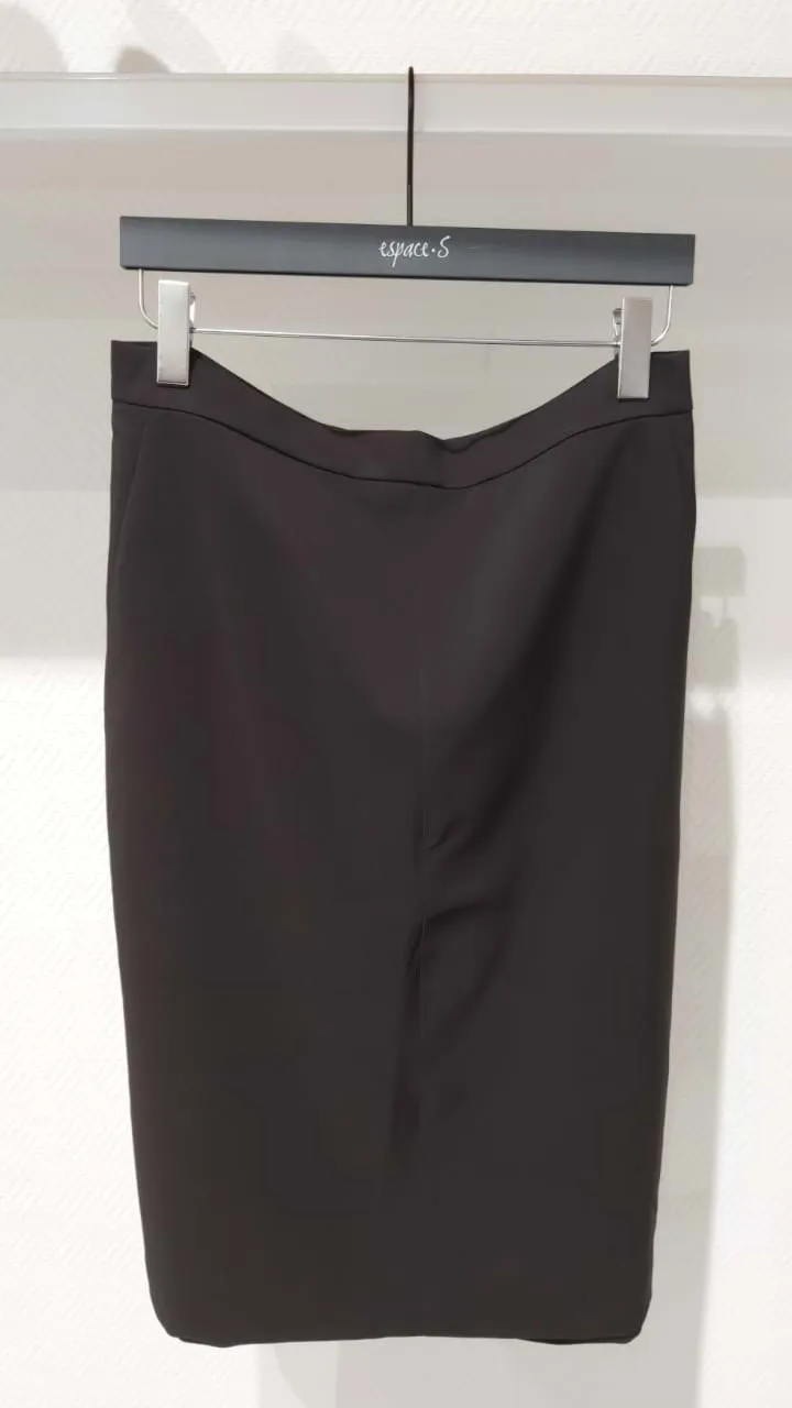 STRAIGHT CUT SKIRT