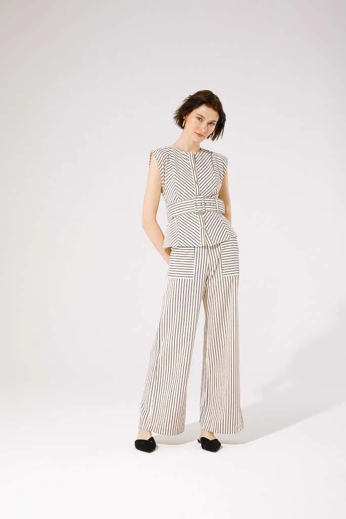 Striped sleeveless top with belt in cream and black