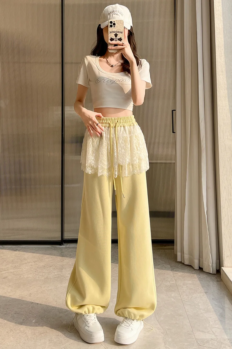 Stylish Women's Wide Leg Pants in Solid Color with Comfortable Fit