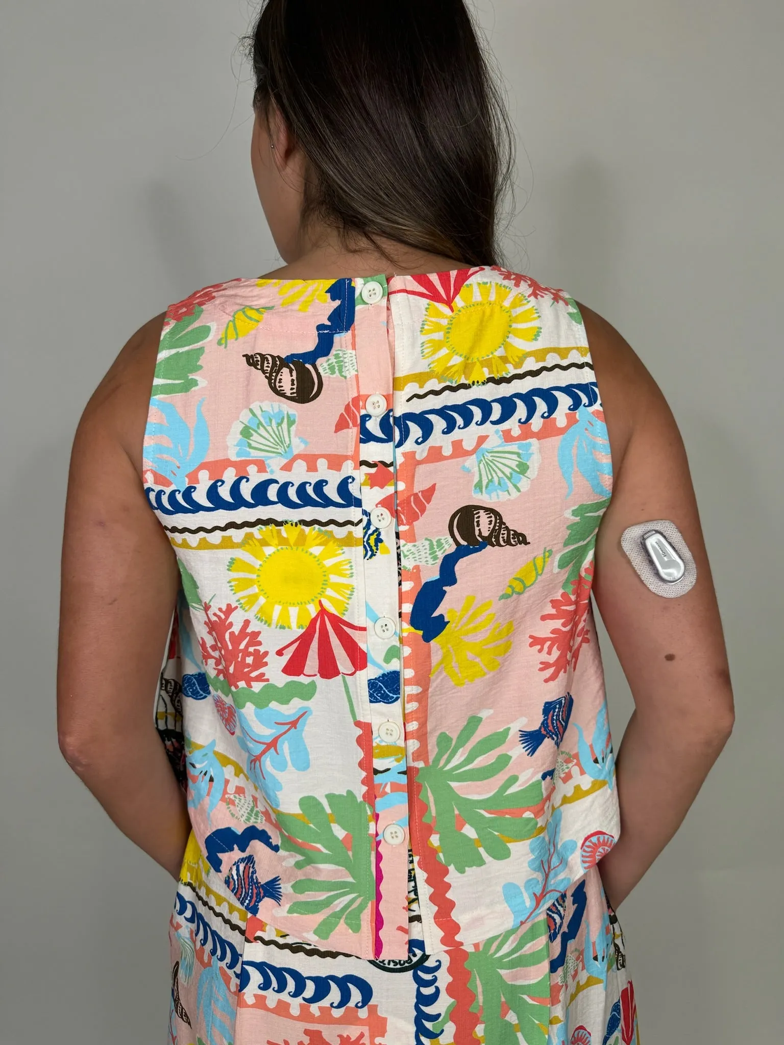 Umgee Abstract Print Top Button Down Back