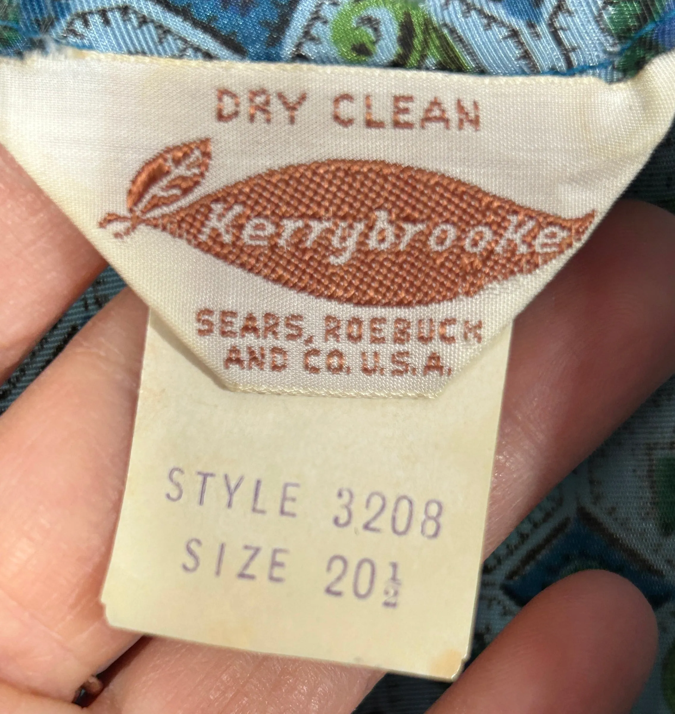 Vintage Kerrybrooke Sears 1960s Acetate House Dress – Geometric Paisley Print, Size 20.5
