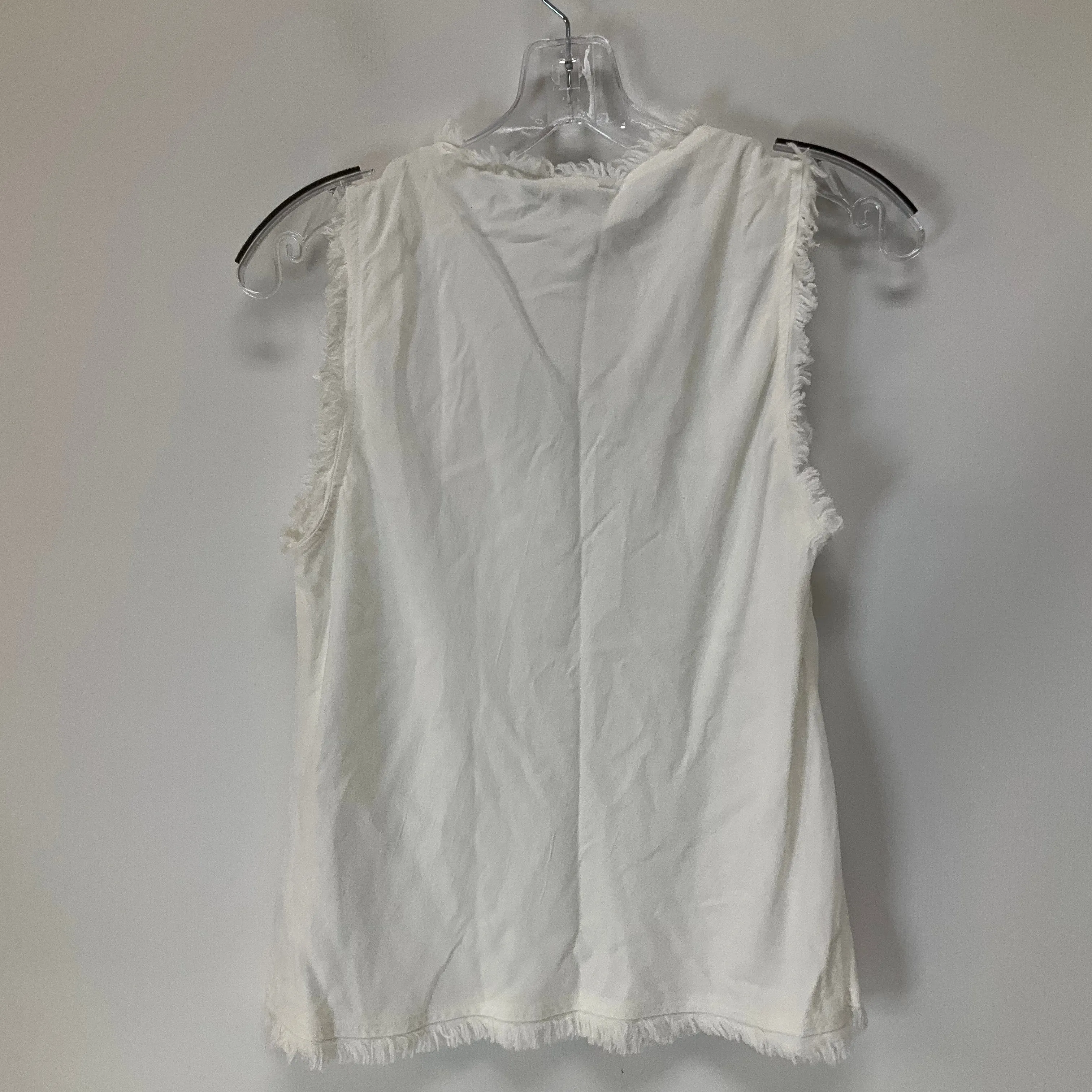 White Top Sleeveless Cma, Size Xs
