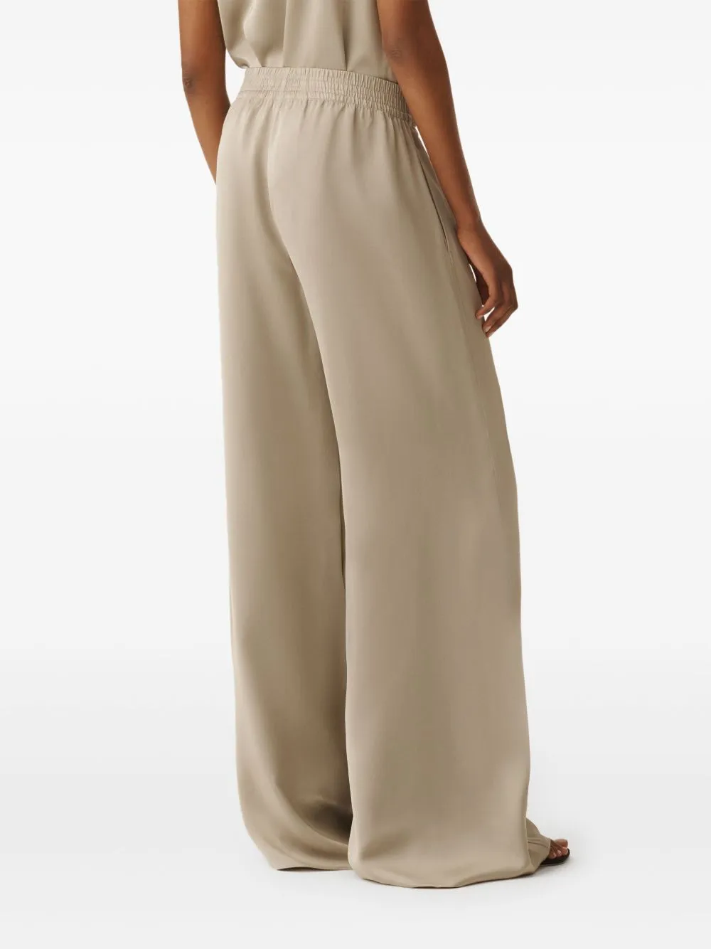 Wide-leg trousers