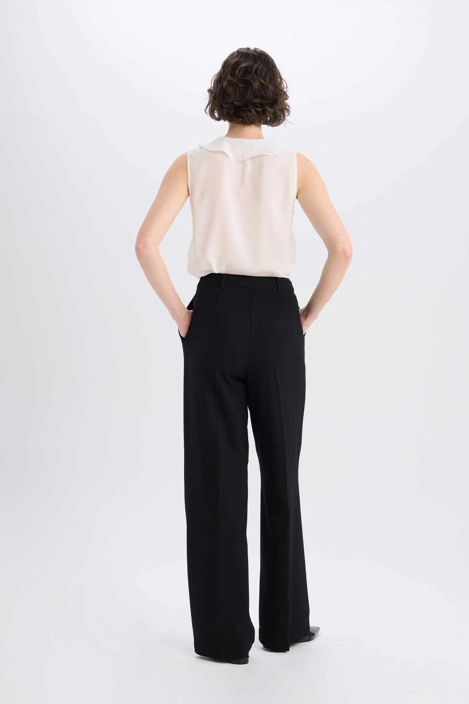 Wide Leg Zippered High Waist Trousers