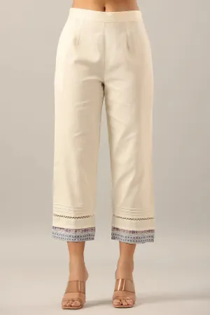 Women Off-White Cotton Flex Solid Pant.