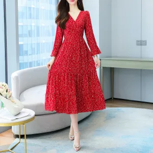 Women's Calf-Length Tiered Dress in Stunning Floral Pattern