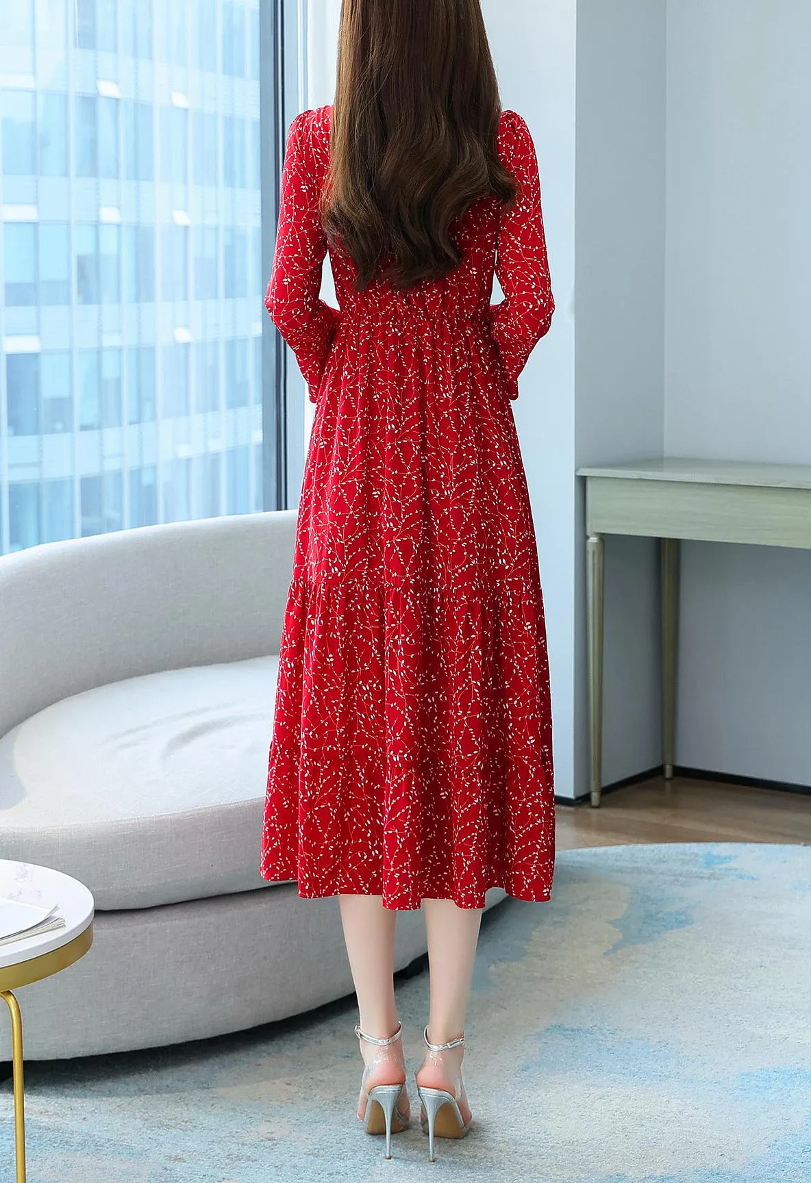 Women's Calf-Length Tiered Dress in Stunning Floral Pattern