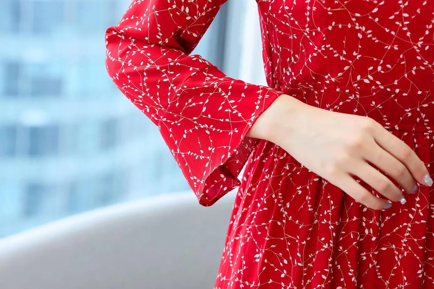 Women's Calf-Length Tiered Dress in Stunning Floral Pattern